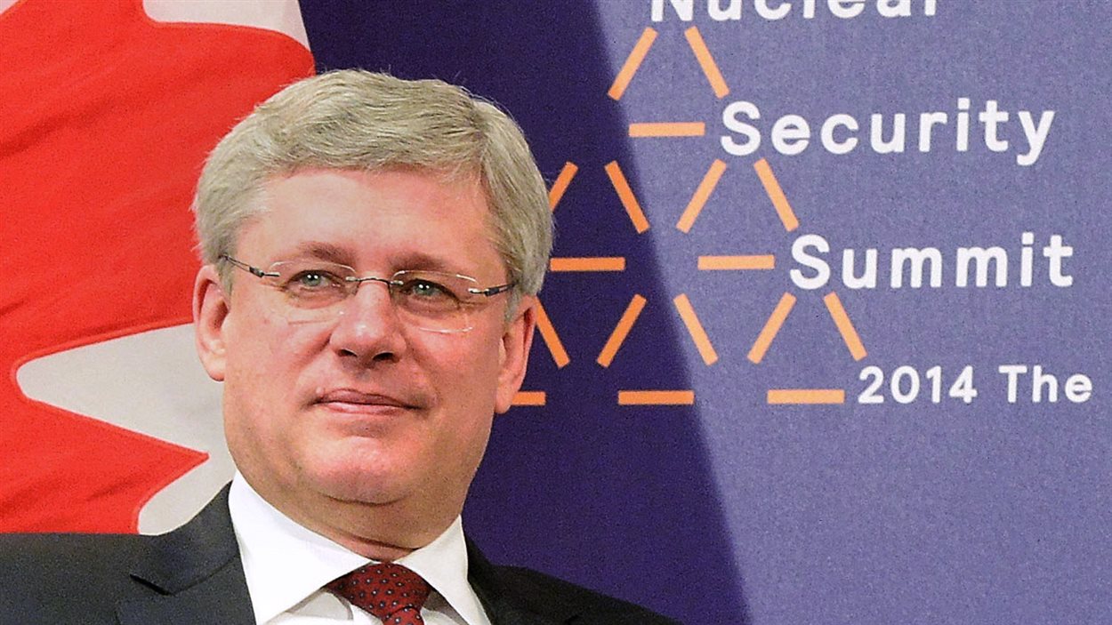 Le premier ministre Stephen Harper au sommet du G7 aux Pays Bas