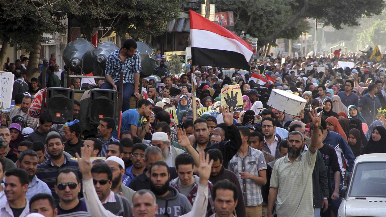 Des partisans du président déchu Mohamed Morsi multiplient les manifestations.