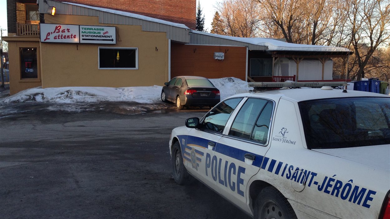 Opération policière à SaintJérôme 11 perquisitions et 8 arrestations RadioCanada Opération policière à SaintJérôme 11 perquisitions et 8 arrestations RadioCanada