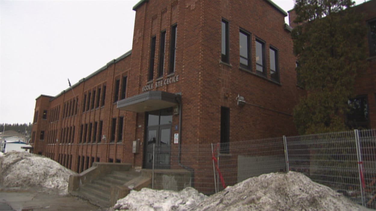 Retour en classe à l’école SainteCécile RadioCanada.ca