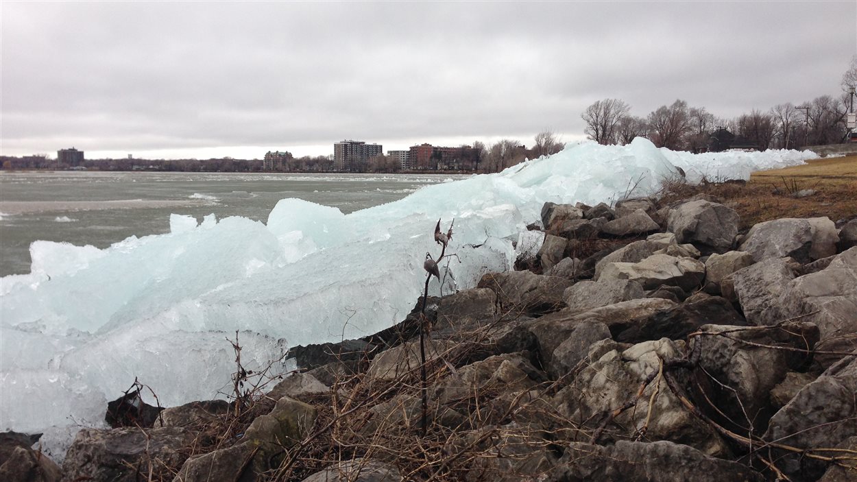 Chemin du Bord-du-Lac à Dorval