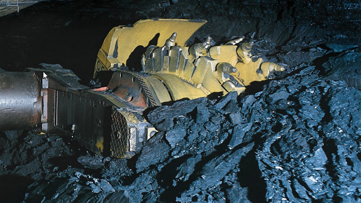La collecte du charbon métallurgique dans une mine.