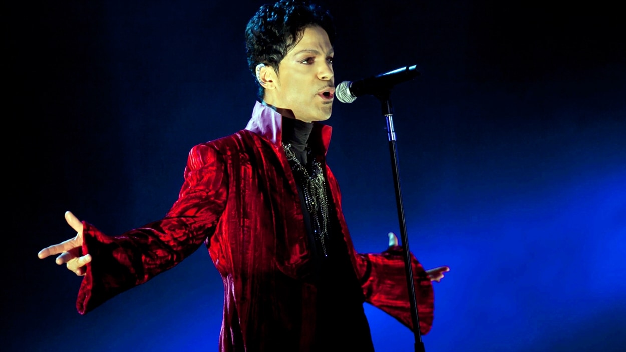 Prince critique encore vertement les dirigeants des maisons de disques