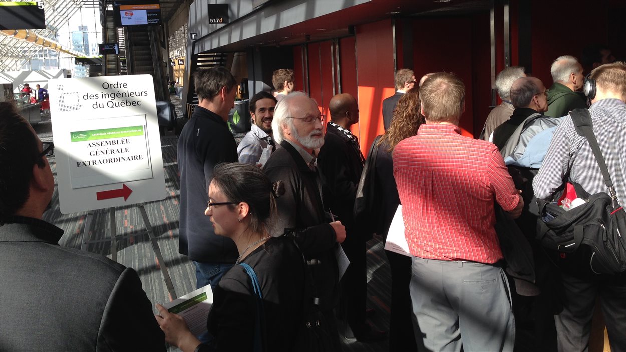 L'assemblée générale extraordinaire avait lieu au Palais des congrès de Montréal.