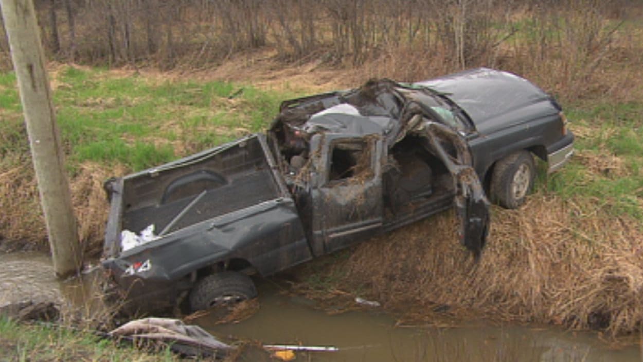 Grave accident de la route à SaintHenrideTaillon RadioCanada