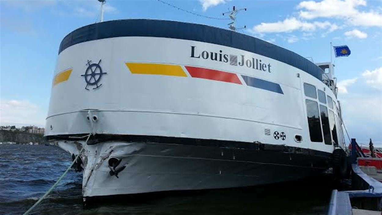 Accostage raté du LouisJolliet trois blessés mineurs RadioCanada