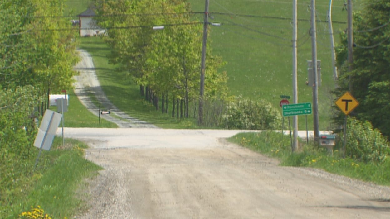 Deux enfants blessés dans un accident de VTT la police enquête RadioCanada Deux enfants blessés dans un accident de VTT la police enquête RadioCanada