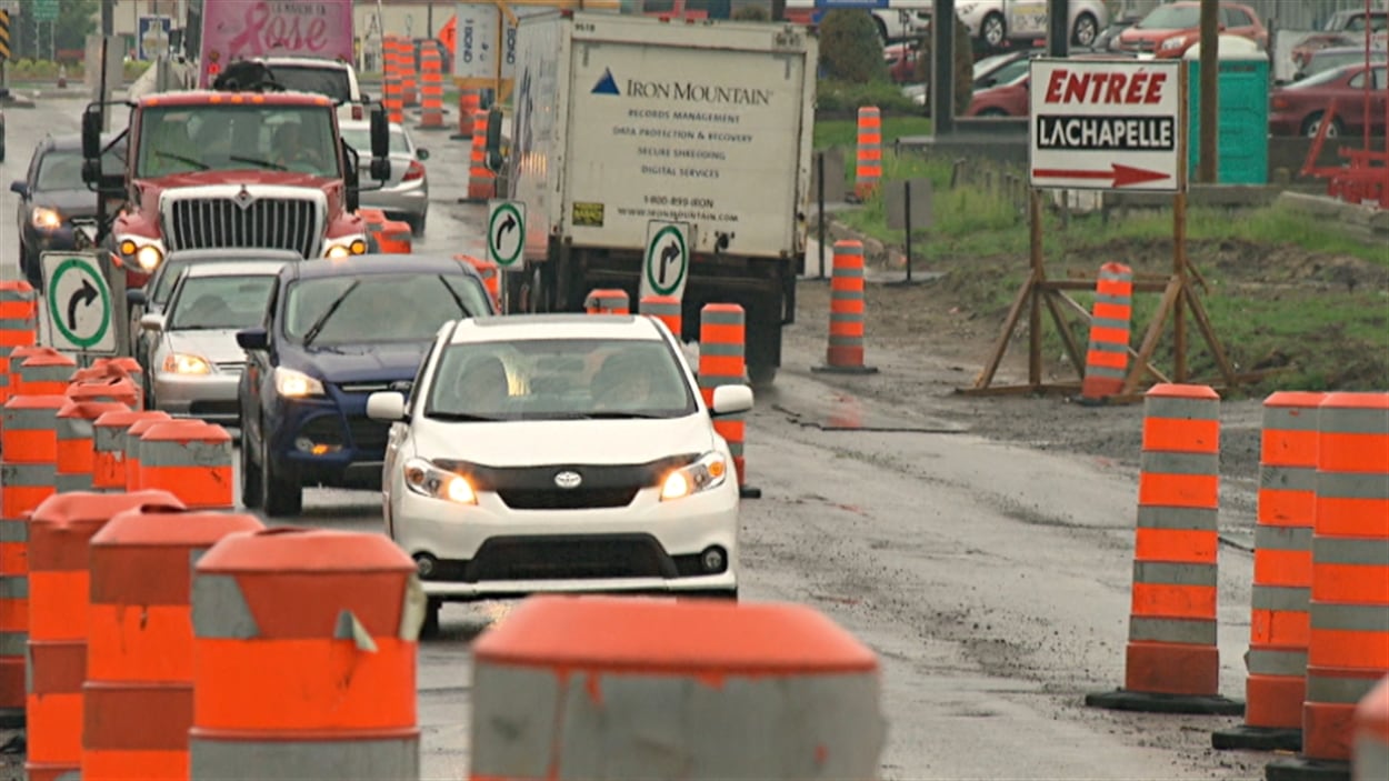 La signalisation est déjà en place sur la chaussée du boulevard Saint-Joseph.