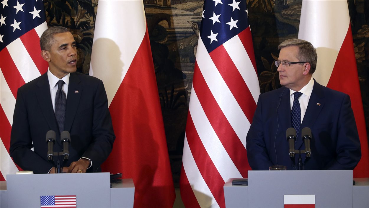 Le président Barack Obama, en conférence de presse aux côtés de son homologue polonais, Bronislav Komorowski, à Varsovie, le 3 juin