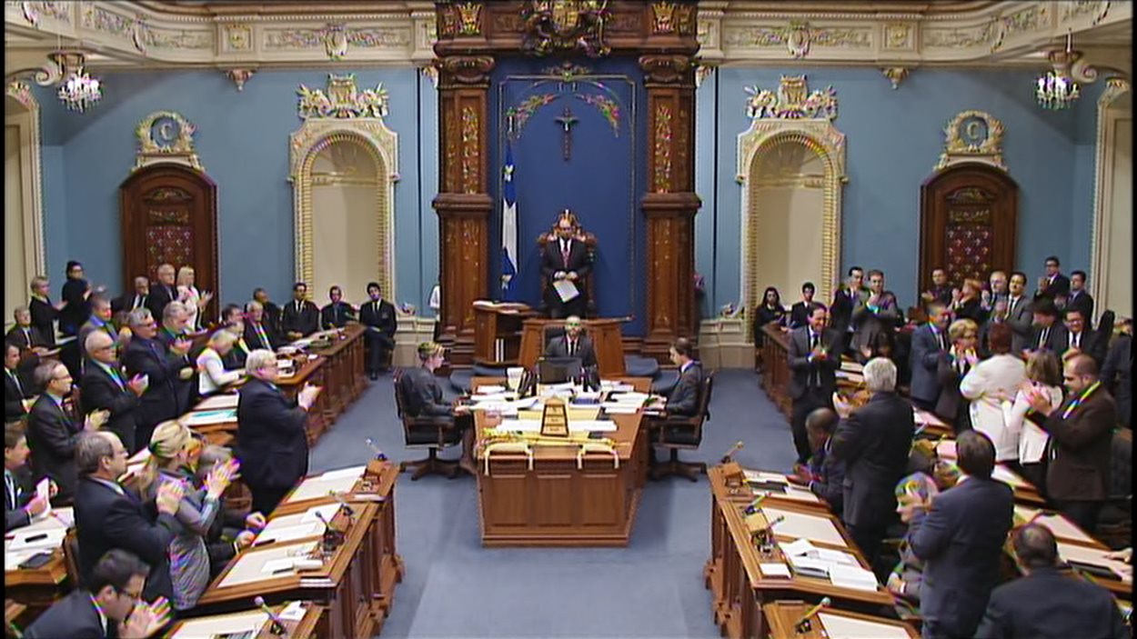 Le vote à l'assemblée nationale du Québec sur le projet de loi 52 portant sur les soins de fin de vie.
