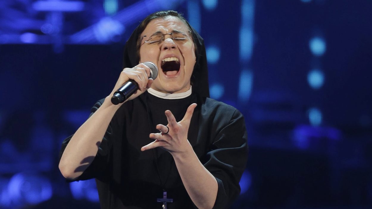 Soeur Cristina Scuccia, gagnante de La voix en Italie