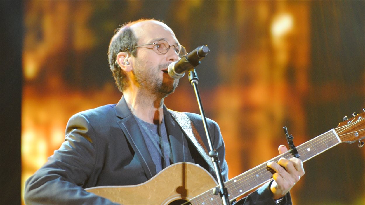 Michel Rivard chante Ce matin-là.