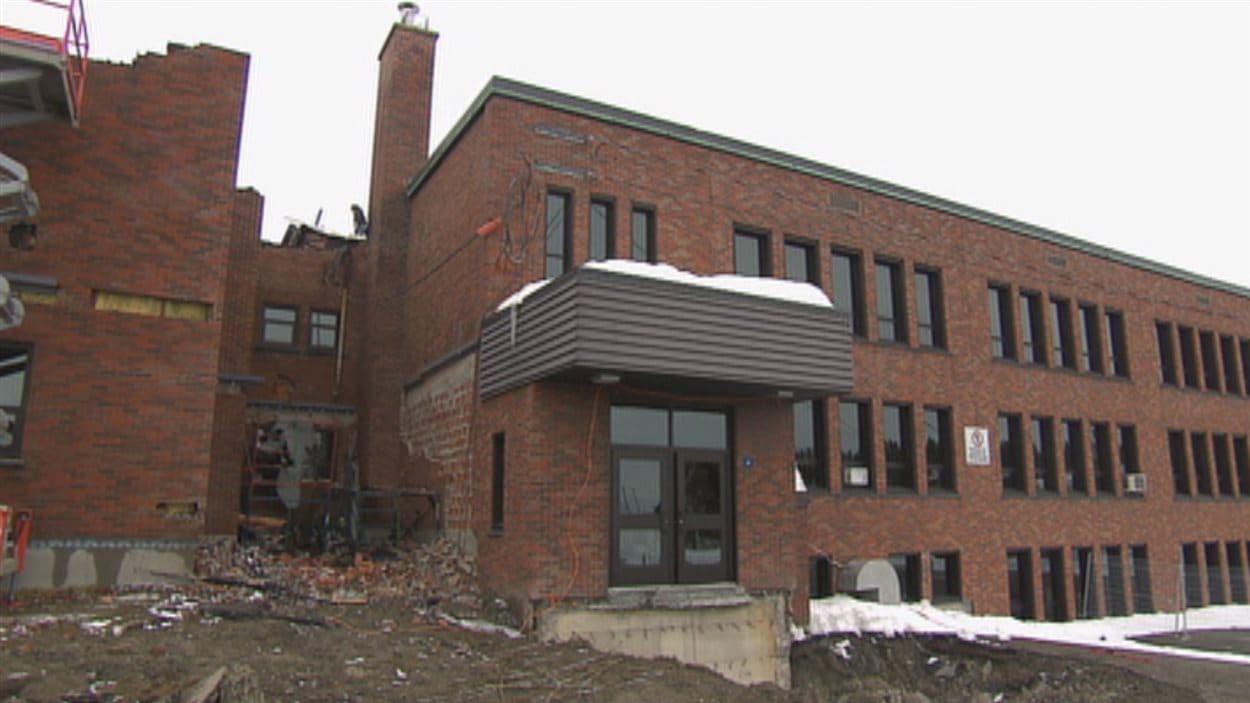 Incendie à l’école SainteCécile la commission scolaire sera