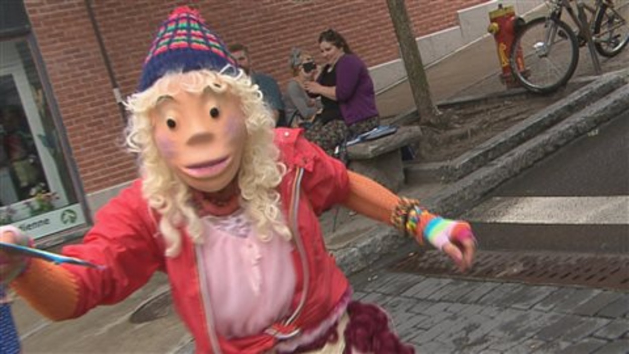 Des arts plein la rue | Radio-Canada