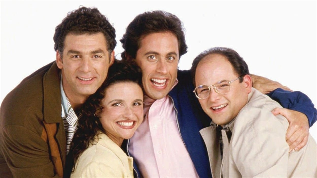 Michael Richards (Kramer), Julia Louis-Dreyfus (Elaine), Jerry Seinfeld et Jason Alexander (George), le quatuor au coeur de la série Seinfeld.   