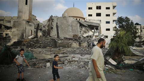 Une mosquée détruite par des bombardements israéliens à Gaza.