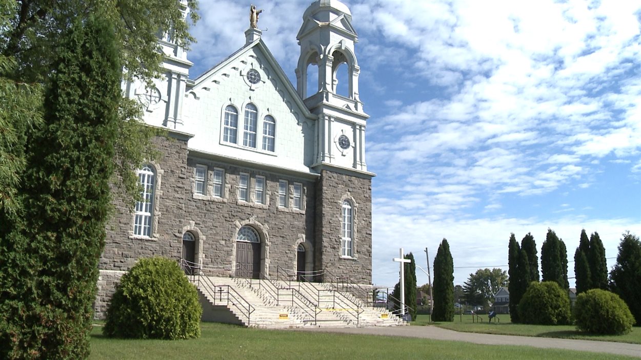 L'église Sacré-Coeur à Nipissing Ouest, maintenant fermée