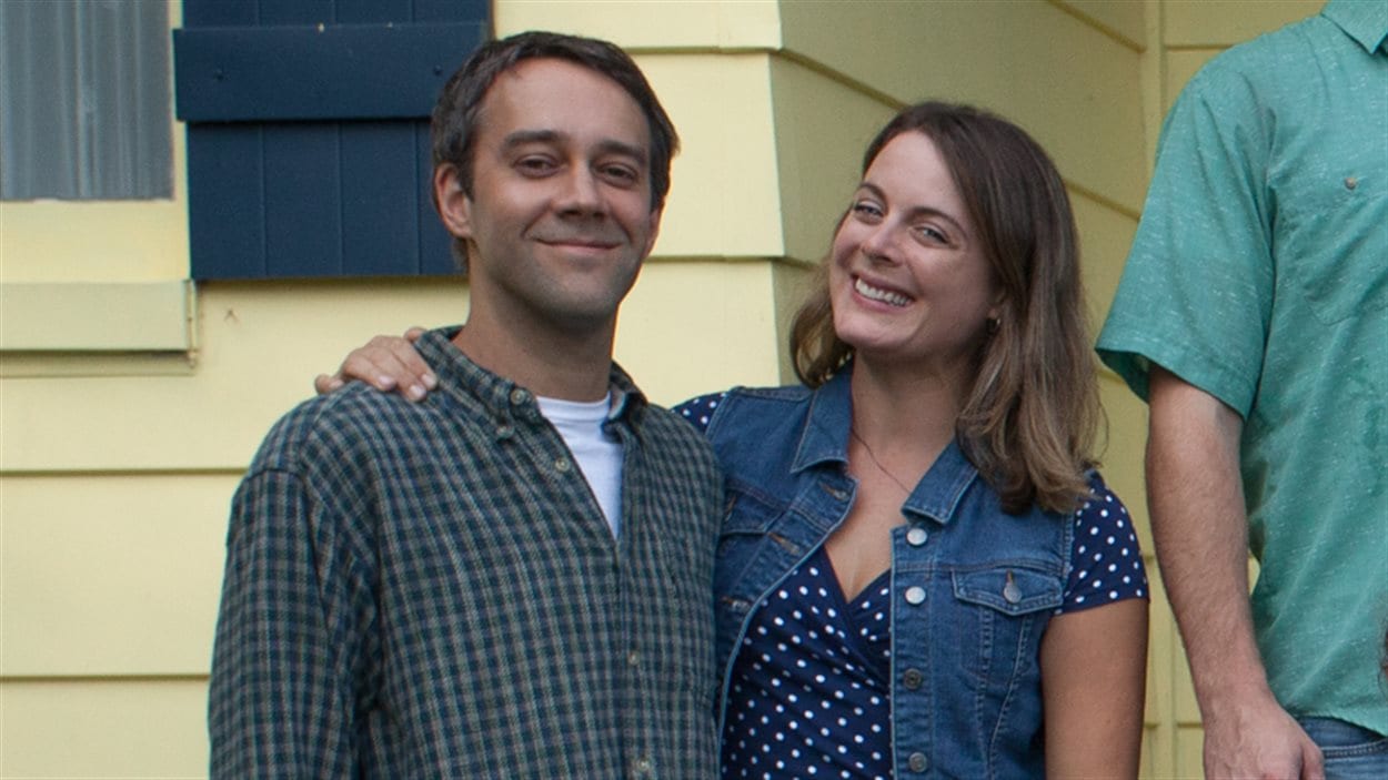 Les comédiens François Létourneau et Julie Le Breton sur le tournage de « Paul à Québec ».