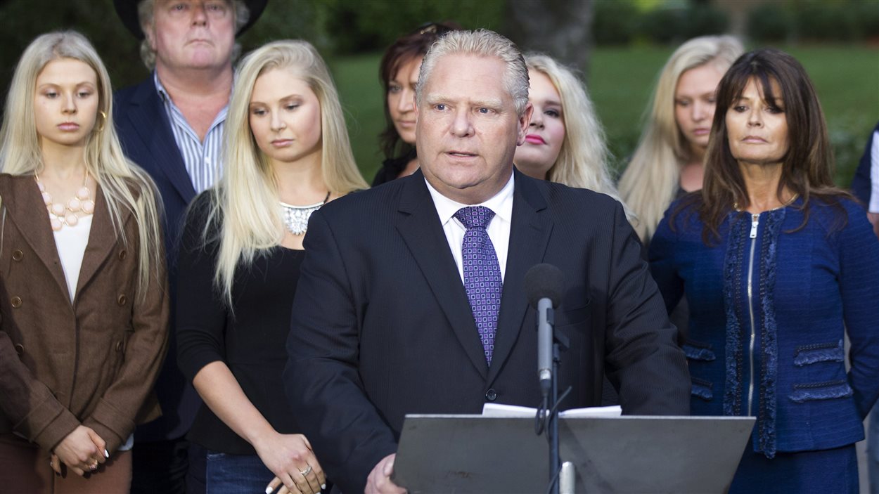 Doug Ford, le nouveau candidat à la mairie de Toronto, en conférence de presse, le 12 septembre 2014