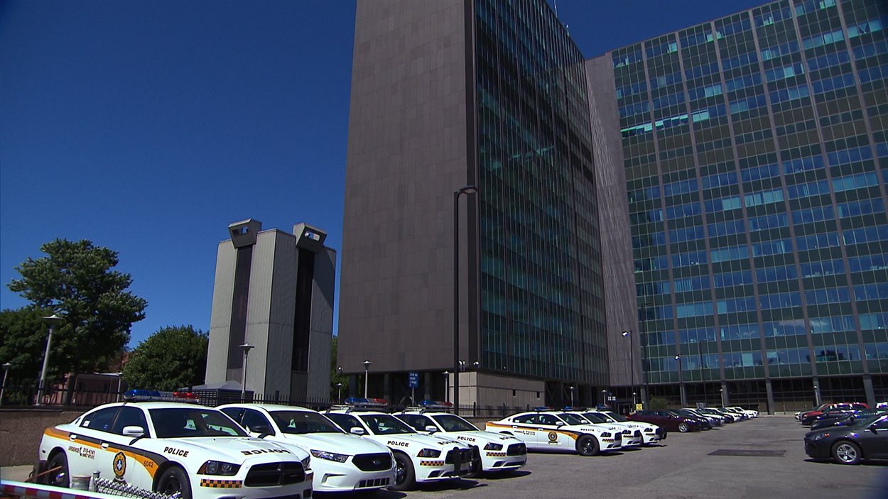 La SQ fait l'objet de compressions budgétaires de l'ordre de 30 millions de dollars.