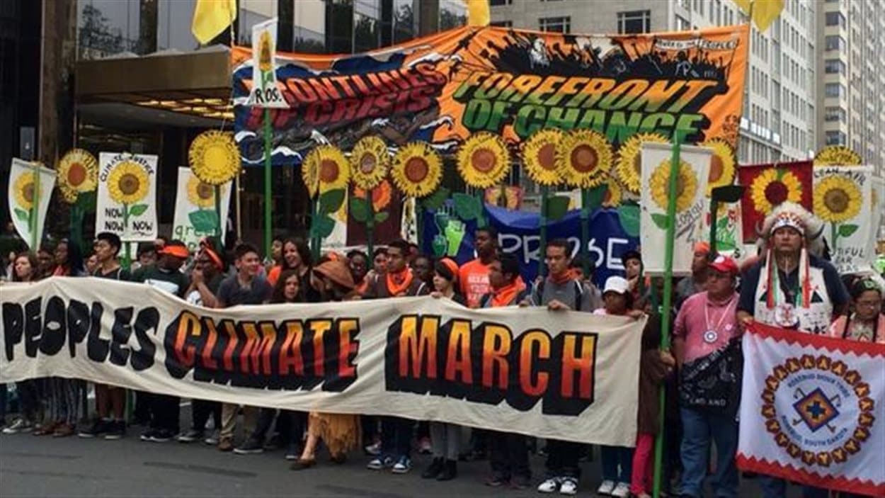 Le devant de la marche des peuples pour le climat du 21 septembre 2014 à New York