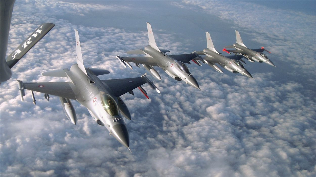 Des chasseurs F-16 danois