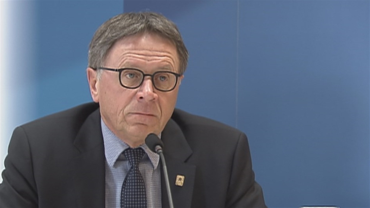 Conflit entre les cols blancs et la ville de Lévis
