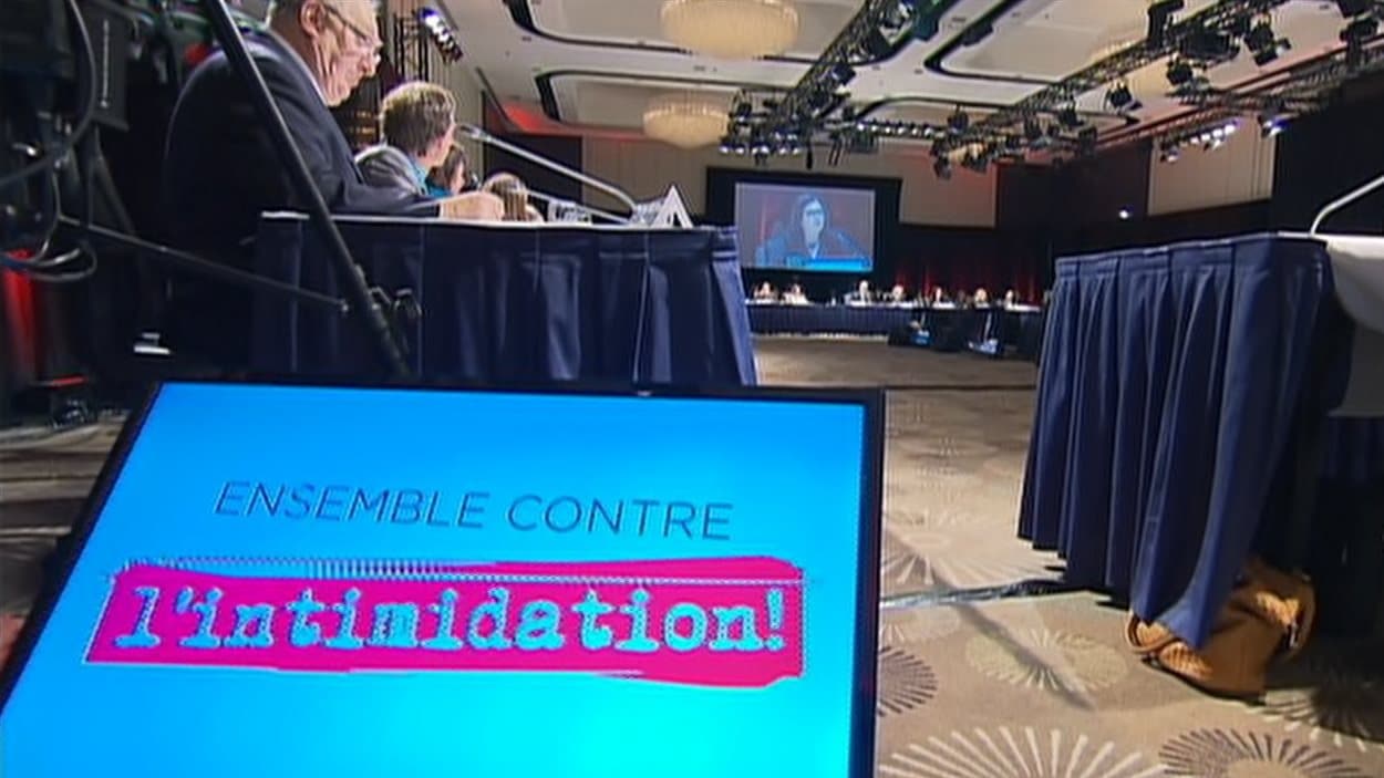 Forum contre l'"intimidation
