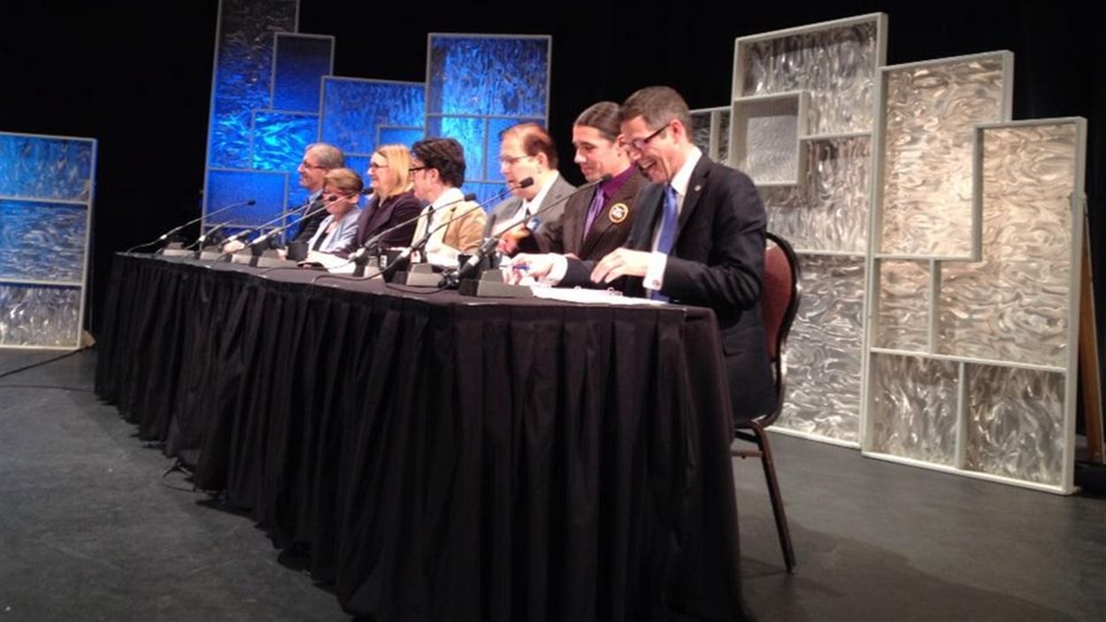Le premier débat télévisé entre les candidats à la mairie de Winnipeg a eu lieu jeudi soir au Centre culturel franco-manitobain.