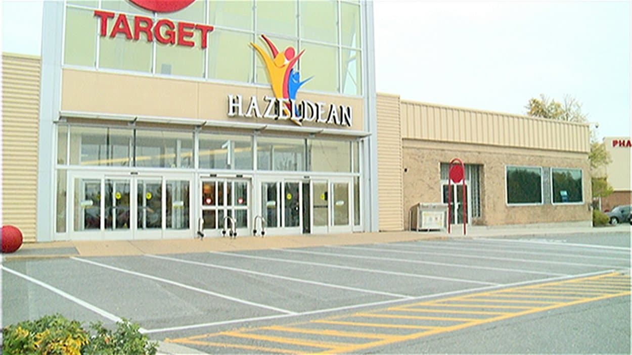 Un autre confinement a eu lieu ce jeudi dans ce centre commercial à Ottawa (23-10-14)