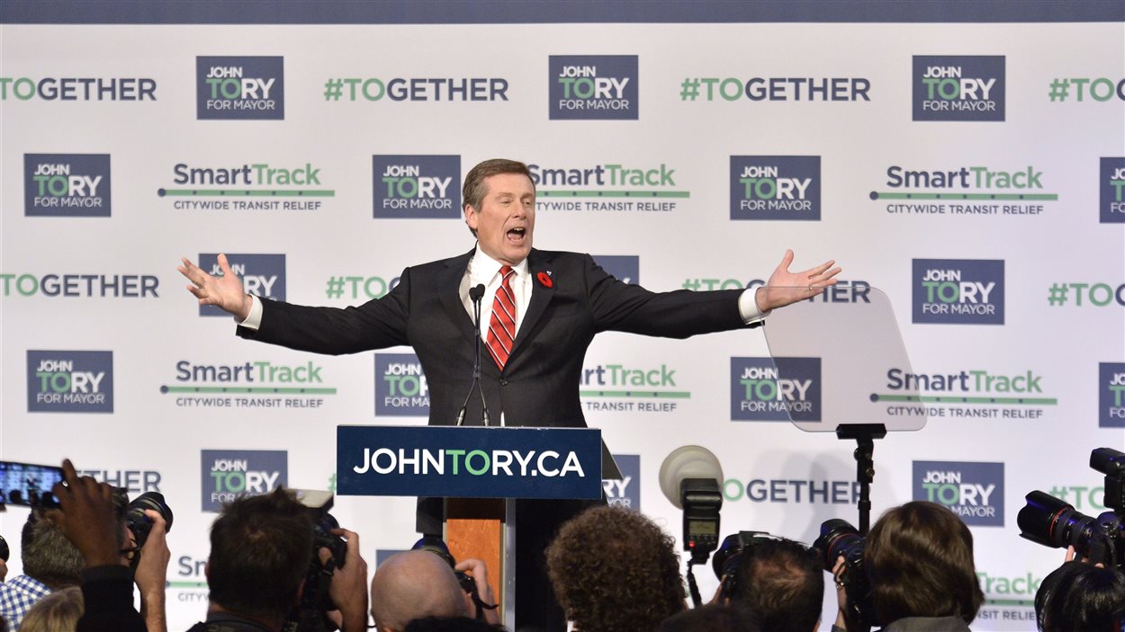 Le nouveau maire de Toronto, John Tory, promet de faire à nouveau de la ville une cité «respectée».