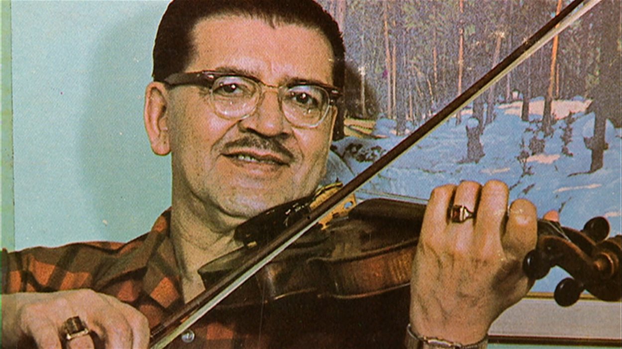 Le violoneux Andy Dejarlis.