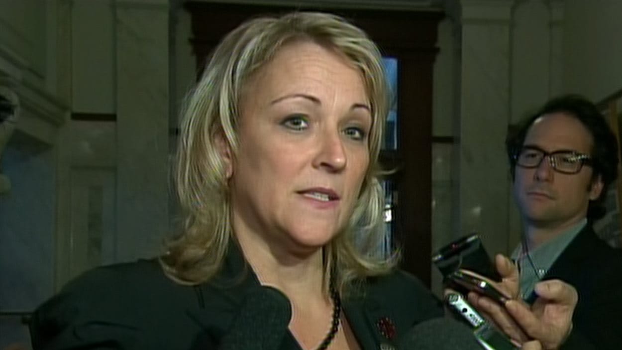 La ministre de la Sécurité publique du Québec, Lise Thériault