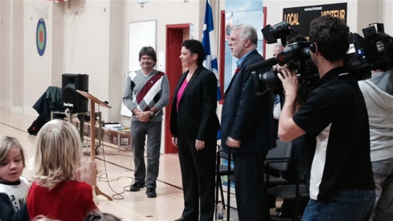 Philippe Couillard maintient le cap RadioCanada.ca