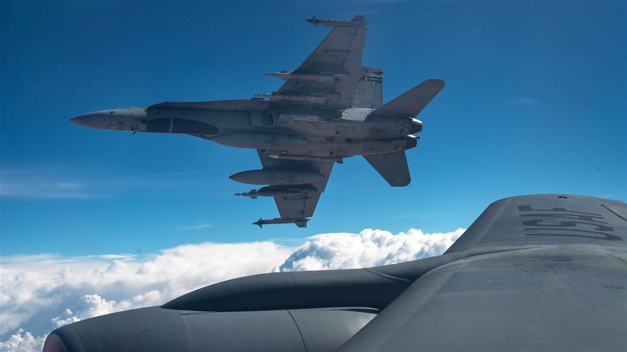 Quatre chasseurs CF-18 canadiens ont participé à une opération de la coalition menée par les États-Unis contre un entrepôt de l'État islamique en Irak.