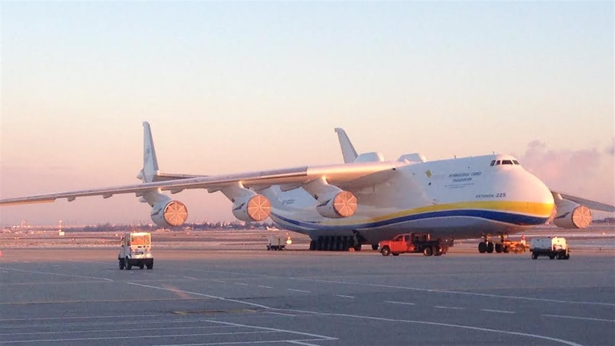 Combien D'antonov 225 Dans Le Monde Le plus gros avion au monde à Toronto | Radio-Canada.ca