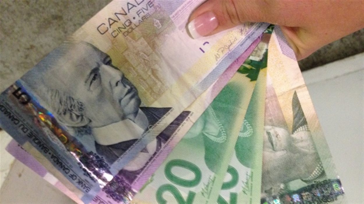 Le Canadien moyen doit plus de 20 000$ sans tenir compte de son hypothèque 