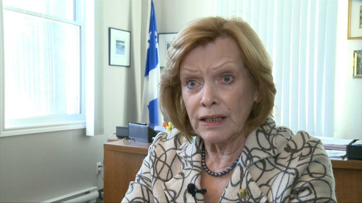 Lisette Lapointe, mairesse de Saint-Adolphe-d'Howard