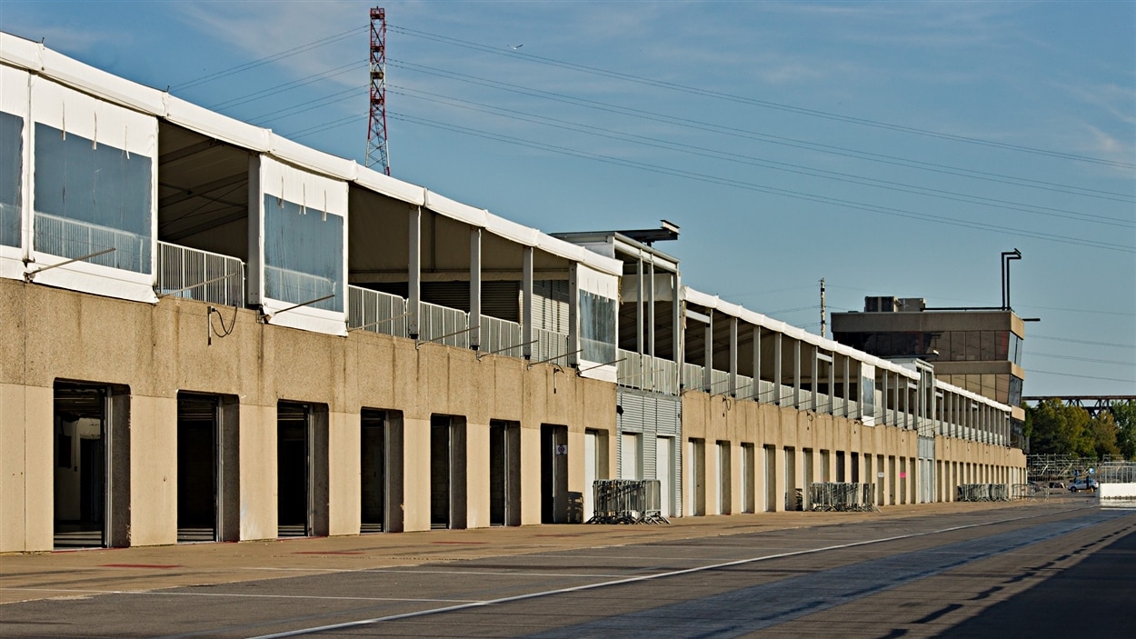 Les garages du circuit Gilles-Villeneuve
