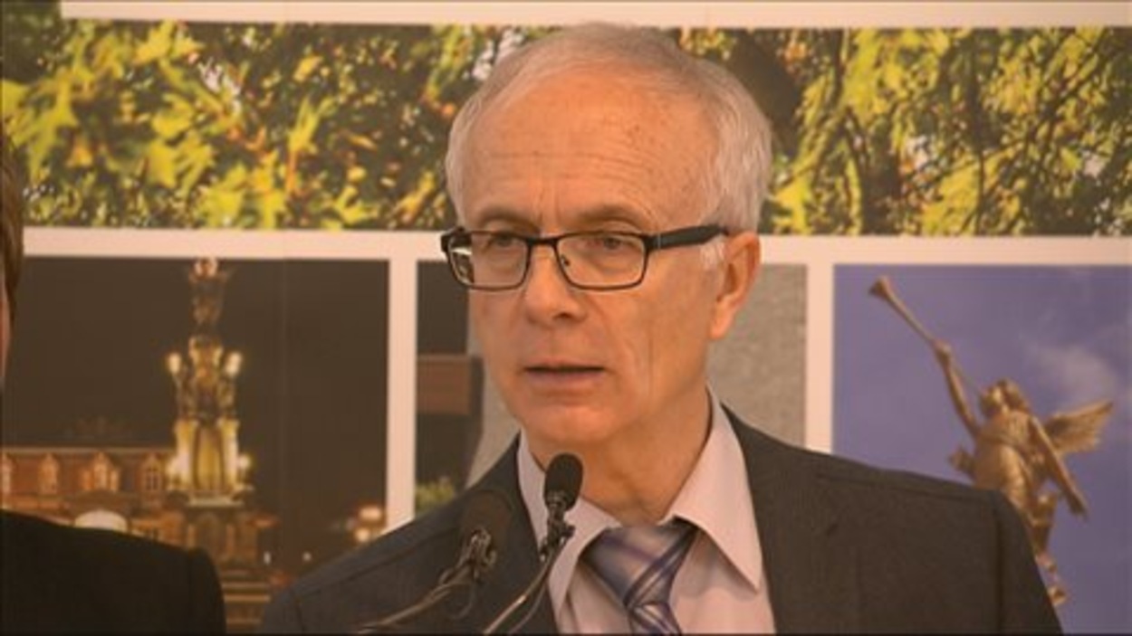 Le maire de SaintAugustindeDesmaures victime d'un malaise RadioCanada