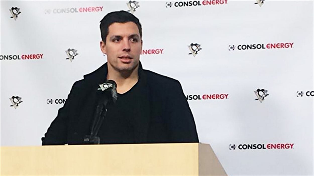 Photo Dédicacée David Perron (Penguins) 8x10 Avec Certificat D’authenticité – Outlaw Hobbies