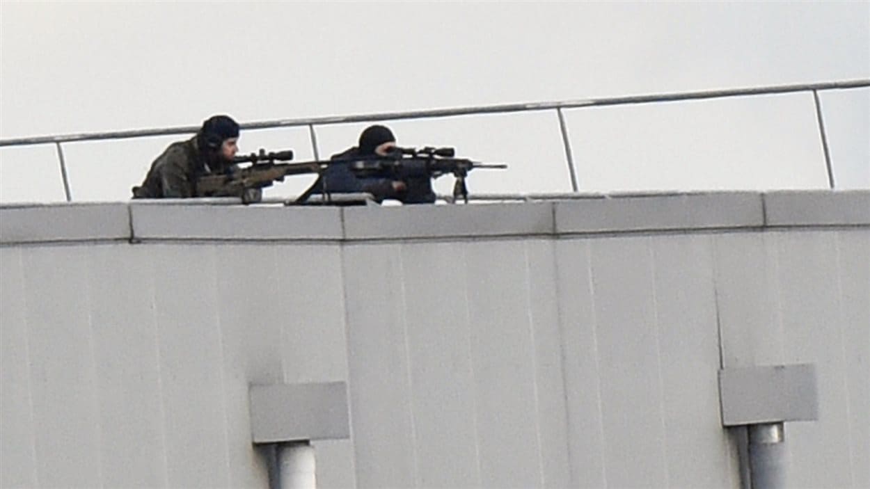 Les présumés auteurs de la tuerie de Charlie Hebdo, les frères Chérif et Saïd Kouachi, ont été tués dans l'assaut donné par les unités d'élite de la police française, à Dammartin-en-Goële, à quelque 40 km au nord-est de Paris