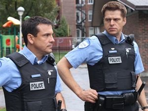 Réal Bossé (à droite) dans le rôle de Nick Berrof dans la série 19-2