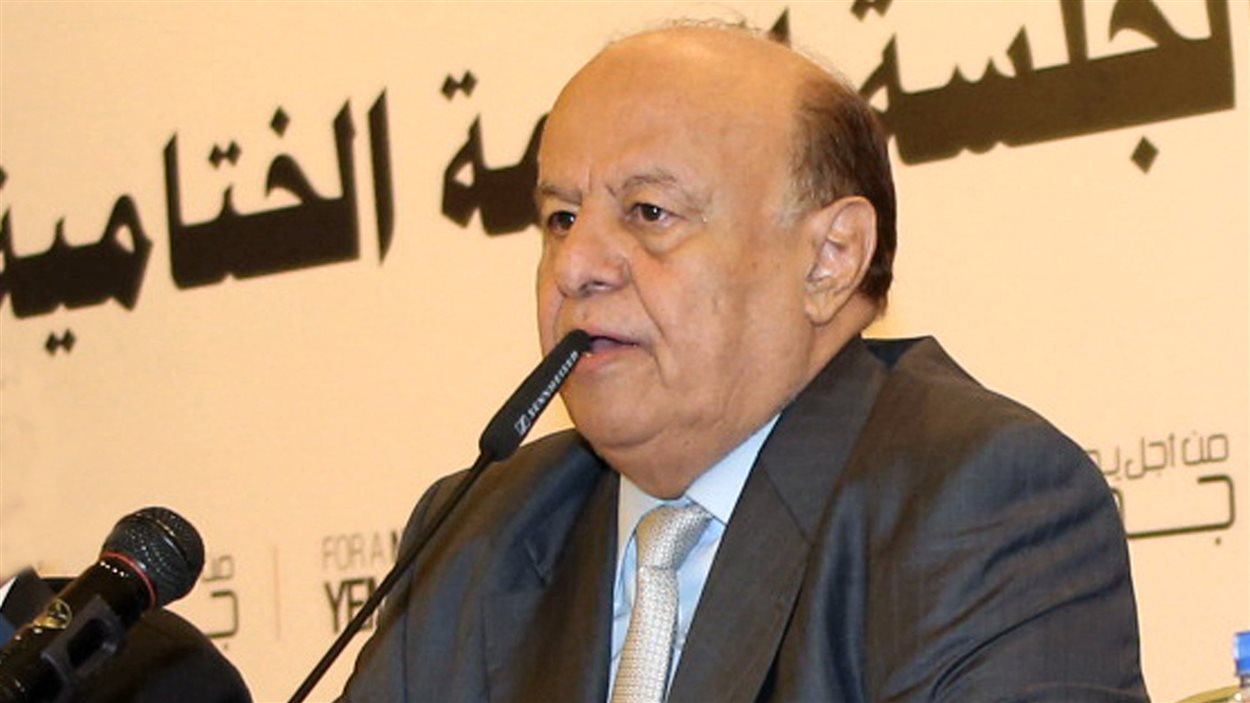 Dans cette photo fournie par le ministère de la Défense du Yémen, on voit le président Abd Rabbo Mansour Hadi en janvier 2014.
