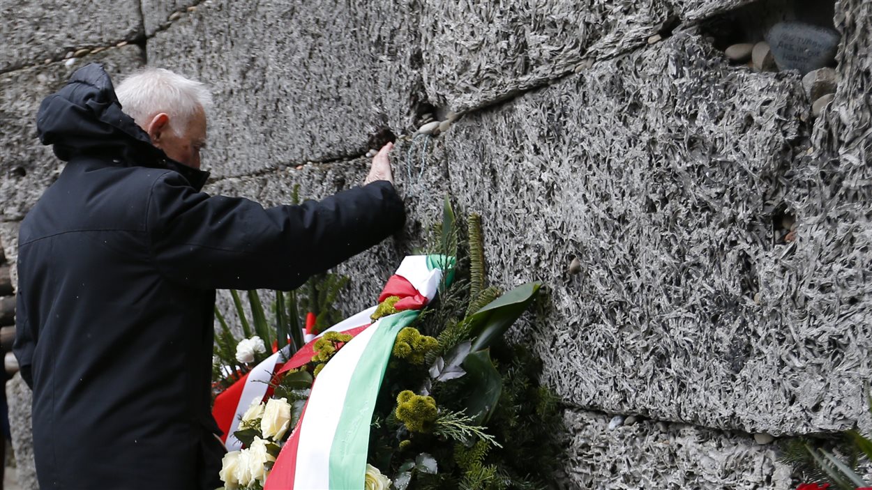 Le monde se souvient des victimes d'Auschwitz  Auschwitz, notre devoir