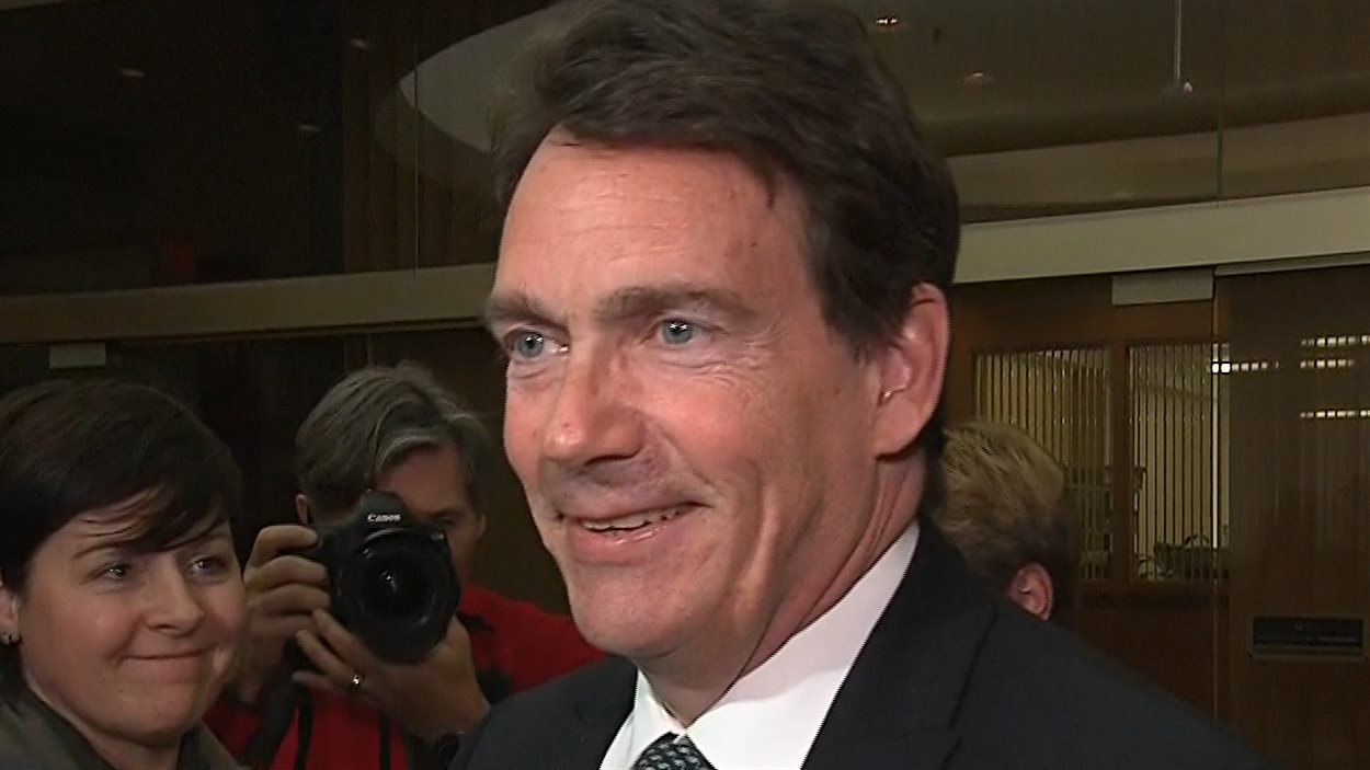 Pierre Karl Peladeau est d'accord avec la tenue de cinq débats dans la course à la direction au Parti québécois.