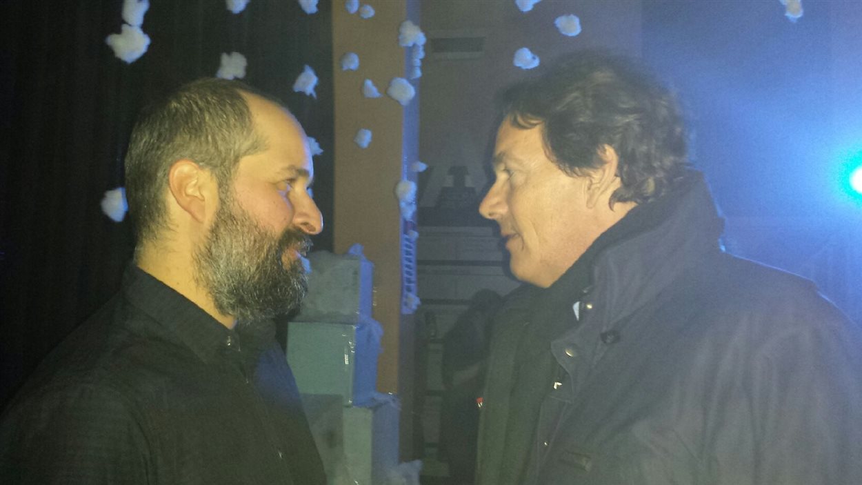 Sandy Boutin et Pierre Karl Péladeau lors du spectacle de Groenland.