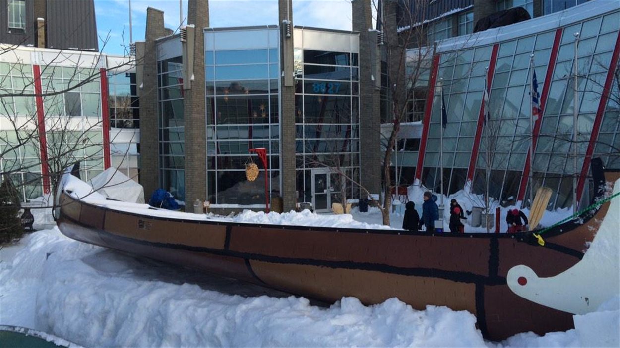 Célébrer les minorités fondatrices au Flying Canoë volant RadioCanada