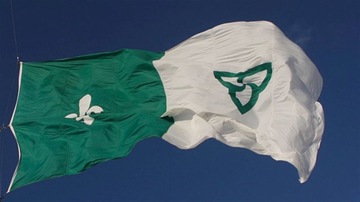 drapeau-franco-ontarien