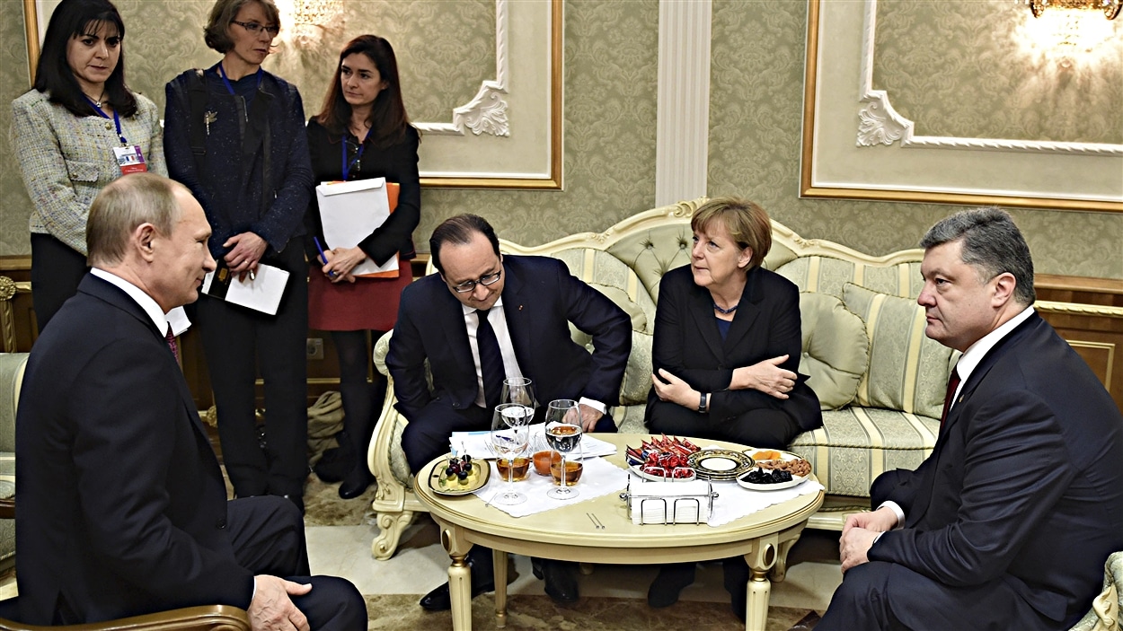 Vladimir Poutine, François Hollande, Angela Merkel et Petro Porochenko